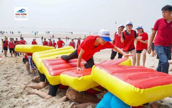 Đệm Bơm Hơi Team Building 1.2x0.7m