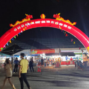 Cổng hơi sự kiện, cổng chào sự kiện, giá cổng hơi, cổng chào bơm hơi, cổng hơi khánh thành, cổng hơi khai trương, rối hơi, cong khai truong, cổng hội chợ, cổng khu vui chơi, maisonbestpools, cổng hơi teambuilding