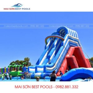 Be Boi Phao Nha hoi truot nuoc