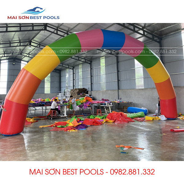 Cổng bơm hơi sự kiện đẹp, được thiết kế, sản xuất tại Mai Sơn Best Pools.