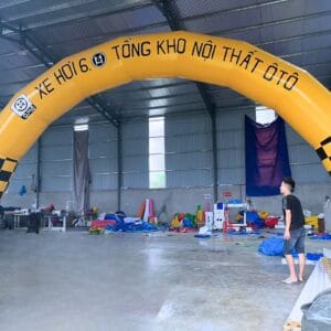 cong-vom-vang-hoa-tiet-caro-den-1