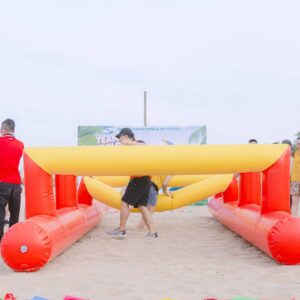 vuot-chuong-ngai-vat-do-choi-team-building-tai-quang-ninh