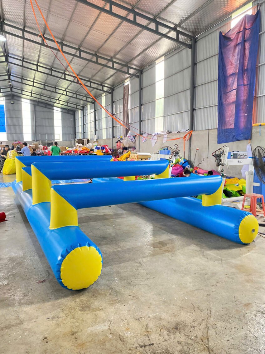 Chướng ngại vật bơm hơi - Đồ chơi team building