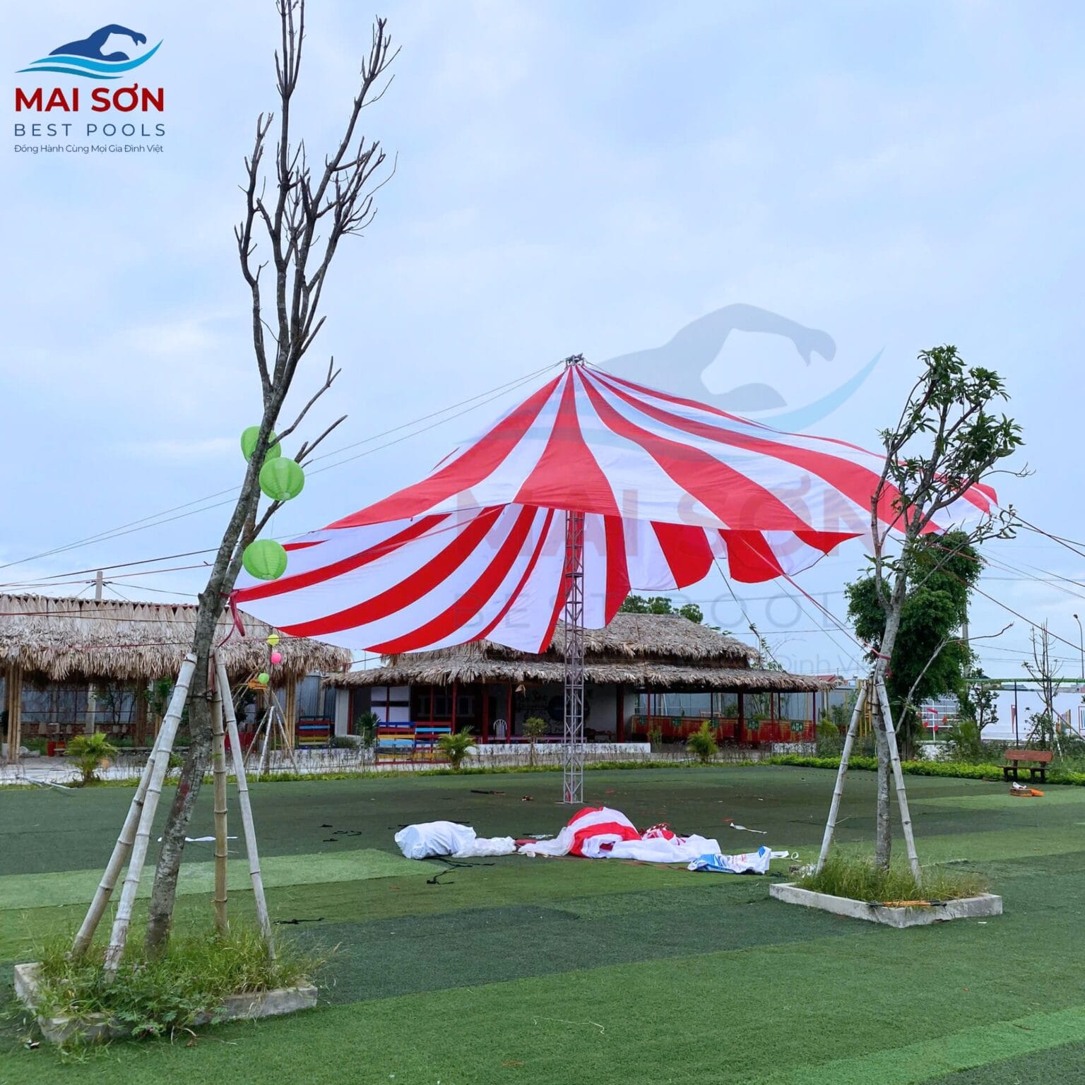 Dù sự kiện - Ô dù sự kiện - Dù che sự kiện ngoài trời - Dù che sân trường tròn 2 o-du-su-kien (8)