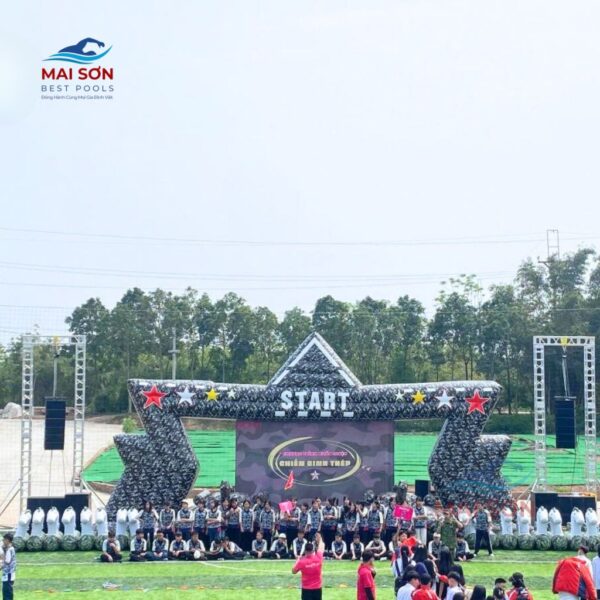 cong-hoi-su-kien-mau-ran-ri