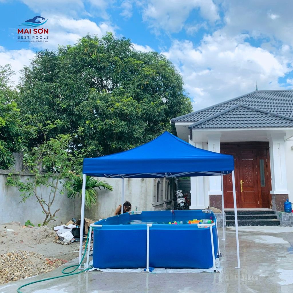 Hướng dẫn lắp đặt hồ bơi mini trên sân thượng đơn giản 1 ho-boi-mini-mai-son
