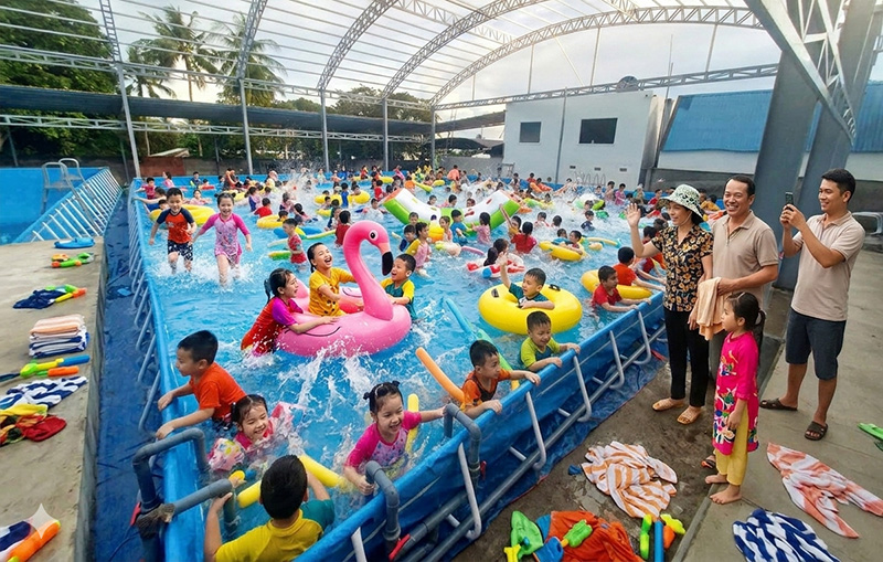 bể bơi lắp ghép di động