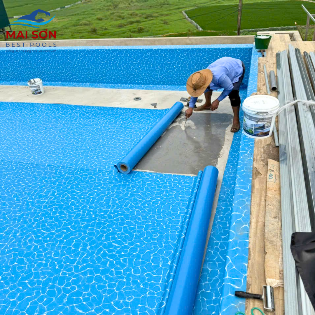 dán bạt PVC vân đá bằng keo chuyên dụng