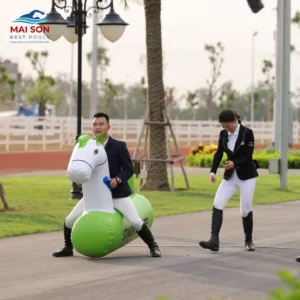 Ngựa bơm hơi - Đồ chơi bơm hơi team building 10 Đồ chơi bơm hơi team building - Ngựa bơm hơi