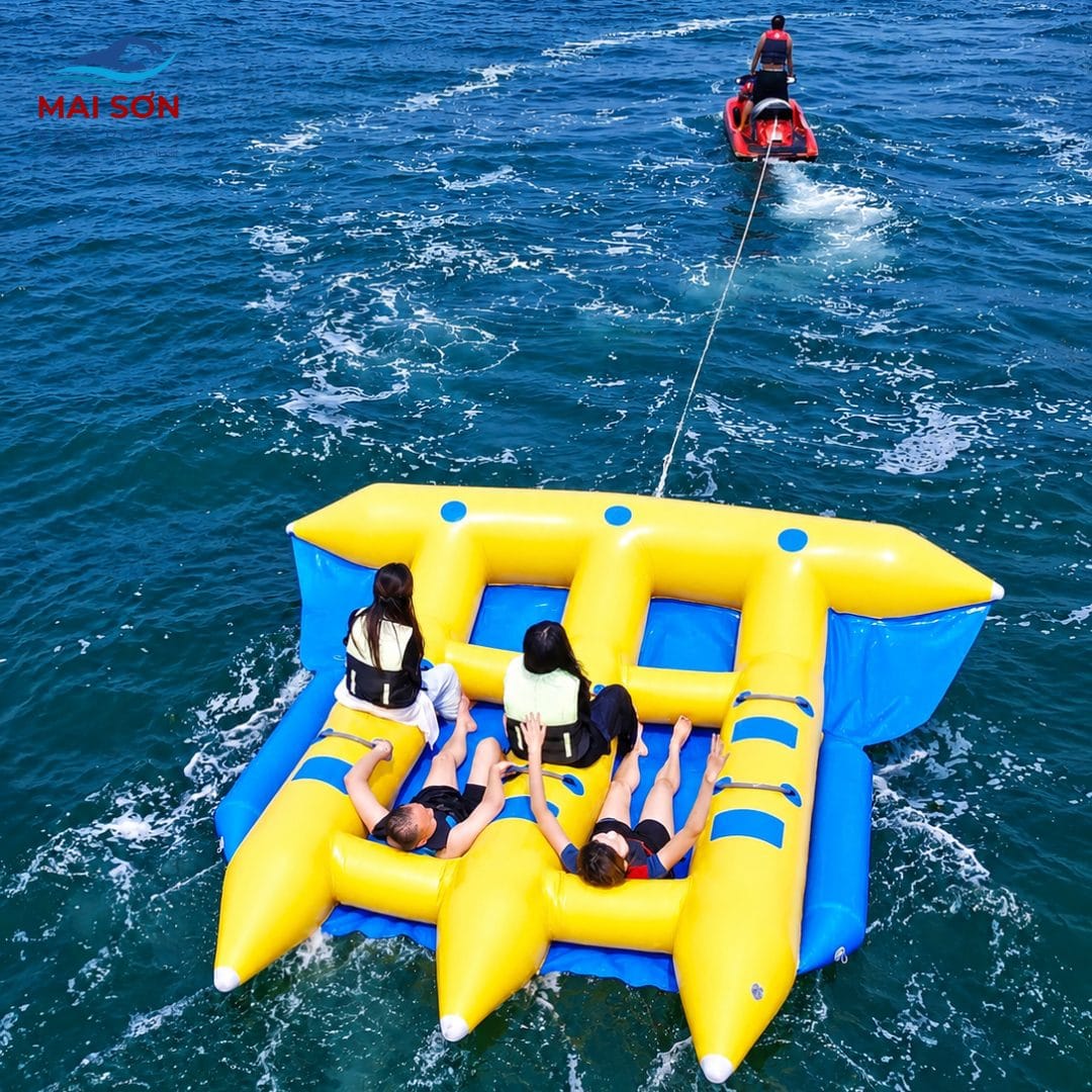 Thuyền chuối bay - Đồ chơi bơm hơi 2 Đồ chơi bơm hơi - Thuyền chuối bay