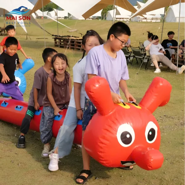Đồ chơi bơm hơi team building - Con sâu bơm hơi