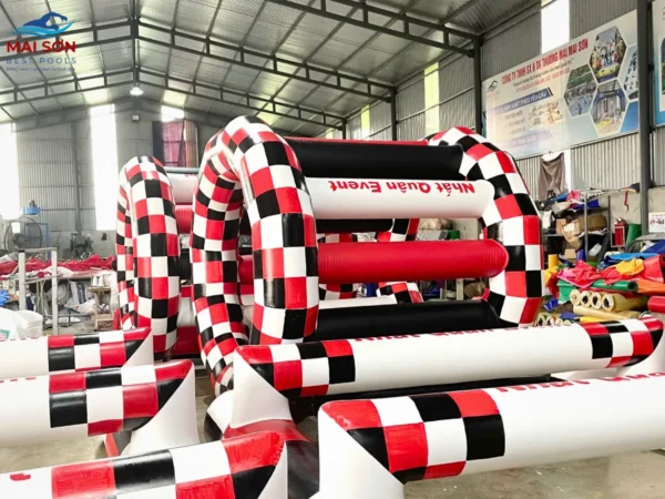 Đồ Chơi Bơm Hơi Mai Sơn – Chất Lượng Cao, Giá Tại Xưởng 4 đồ chơi bơm hơi team building Mai Sơn Best Pools