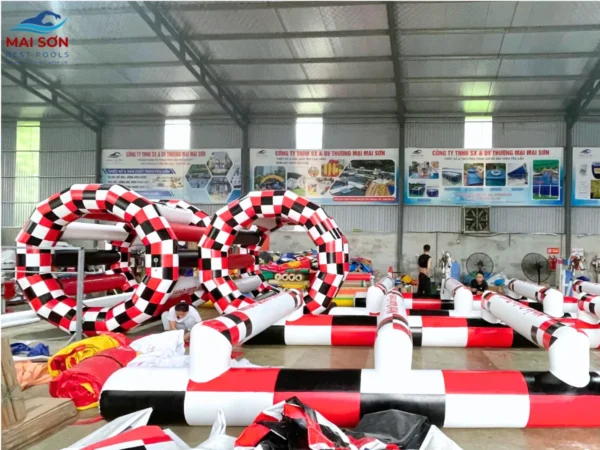 Đồ Chơi Bơm Hơi Mai Sơn – Chất Lượng Cao, Giá Tại Xưởng 2 đồ chơi bơm hơi team building Mai Sơn Best Pools